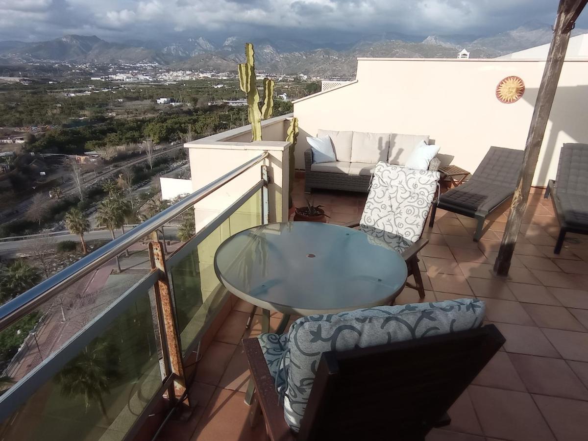 Apartamento Mirador Penthouse, centro y mar, terraza grande Nerja Exterior foto